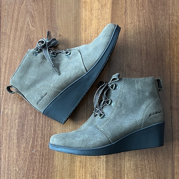 Eddie Bauer Shoes - Women’s Eddie Bauer Wedge Boots Size 8